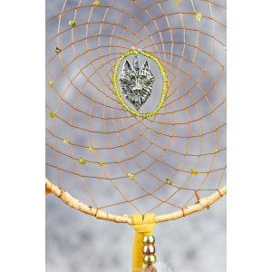 159 - 7" ring Birch Bark Wrapped, Green Eyed Wolf centre, with Peridot in webbing